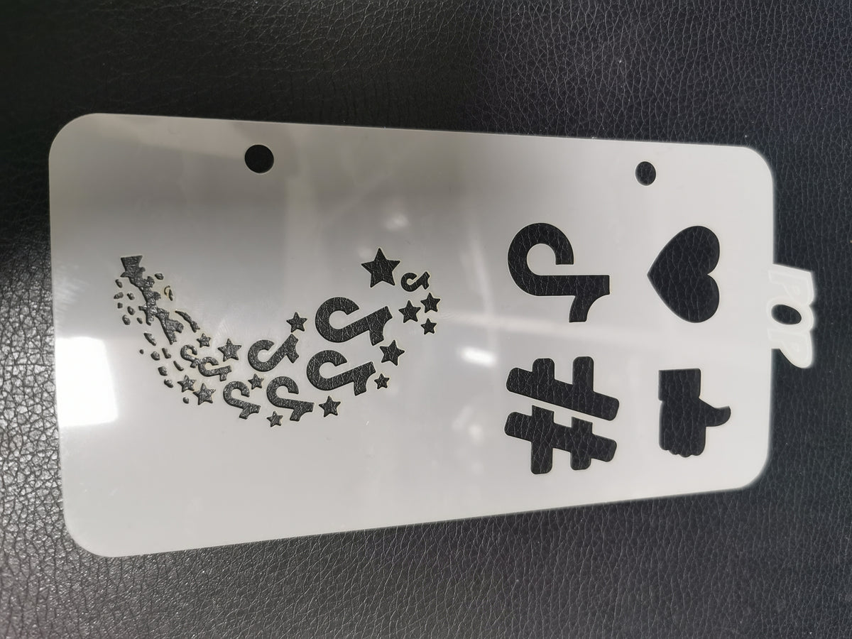 Tik #2 Eyeliner